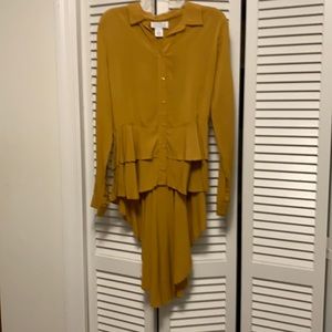 For The Republic LS high Low top in Mustard yellow . Size M